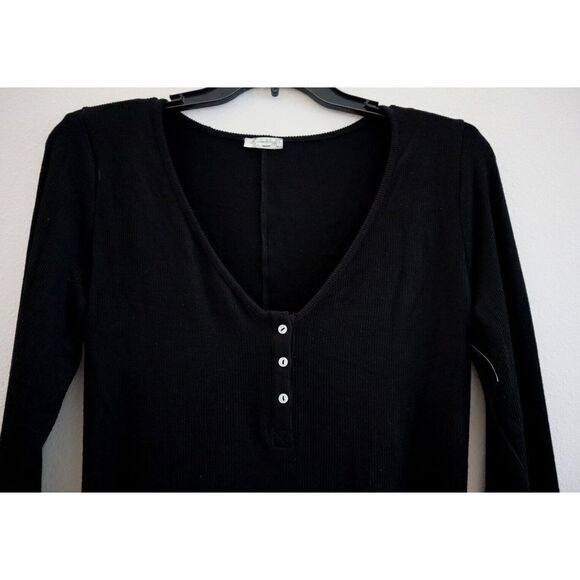 Free People OB1619283 Women's Sz S Black Keep it Basic Long Sleeve Henley Top - Picture 3 of 7